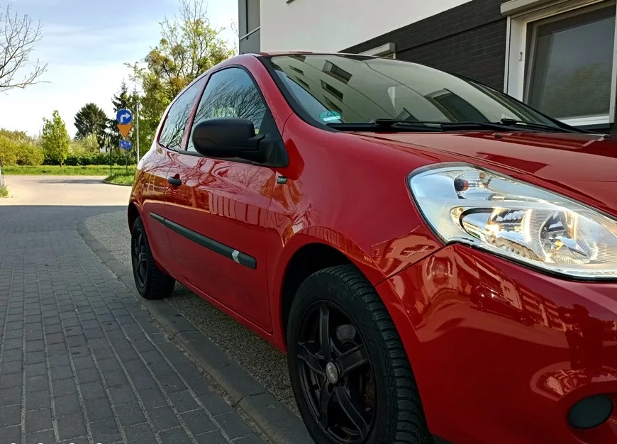 Renault Clio cena 14500 przebieg: 170000, rok produkcji 2011 z Elbląg małe 326